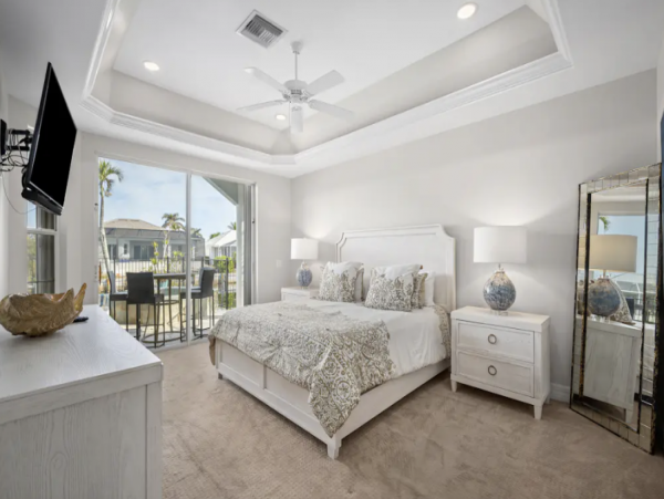 Marco Island Beautiful 3 Bedroom Home with Pool & Canal View
